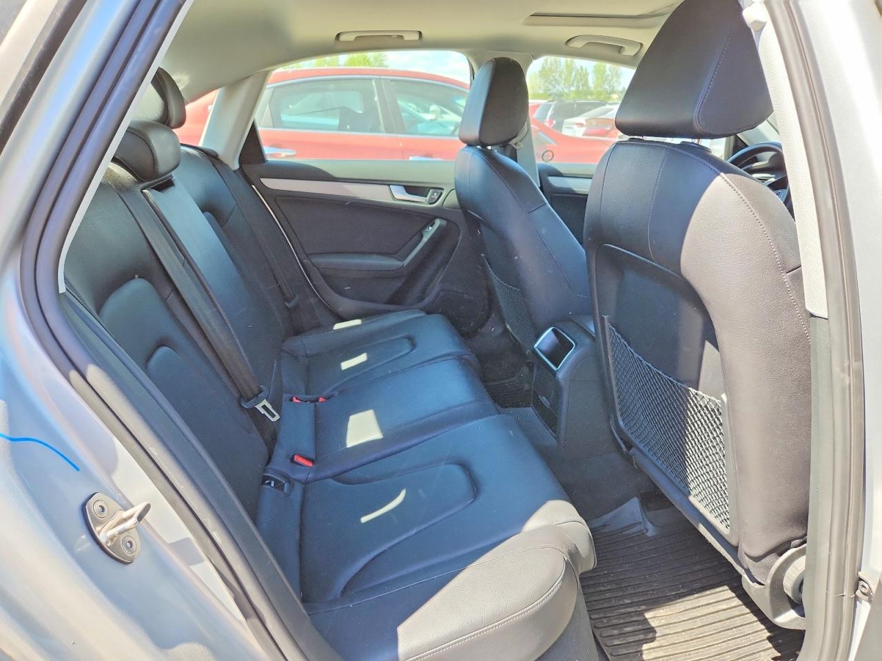 2014 Audi A4 Premium Серебряный vin: WAUBFCFL5EN014395