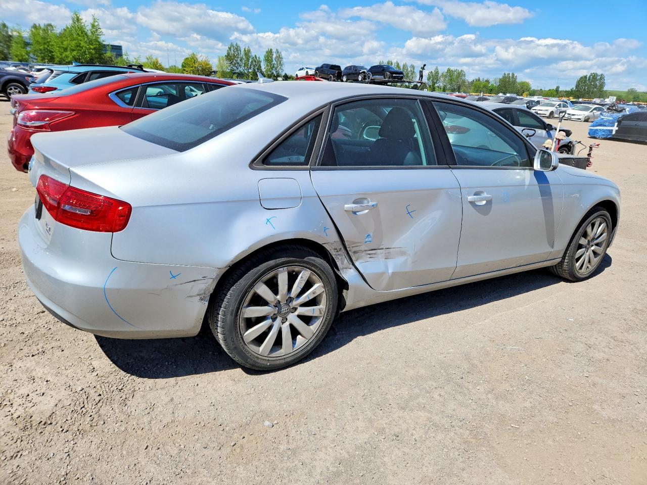 2014 Audi A4 Premium Серебряный vin: WAUBFCFL5EN014395