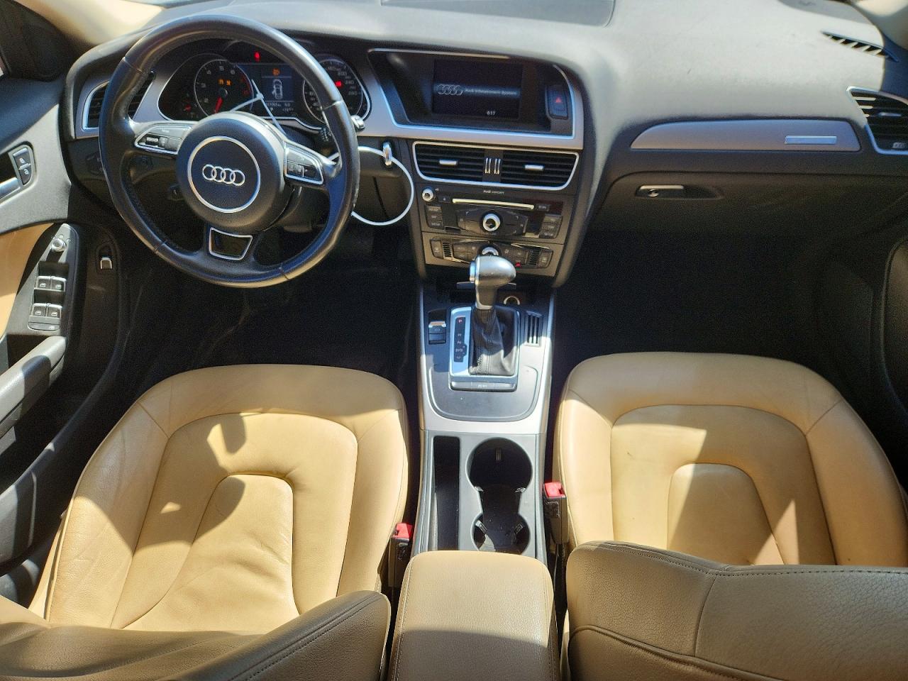 2013 Audi A4 Premium Черный vin: WAUBFCFLXDN014245