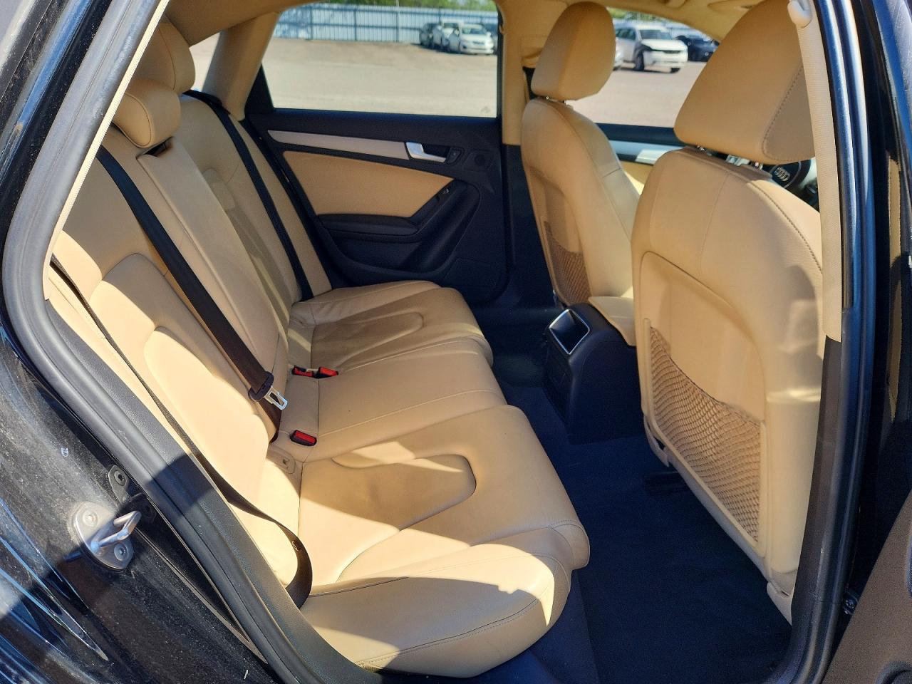 2013 Audi A4 Premium Черный vin: WAUBFCFLXDN014245