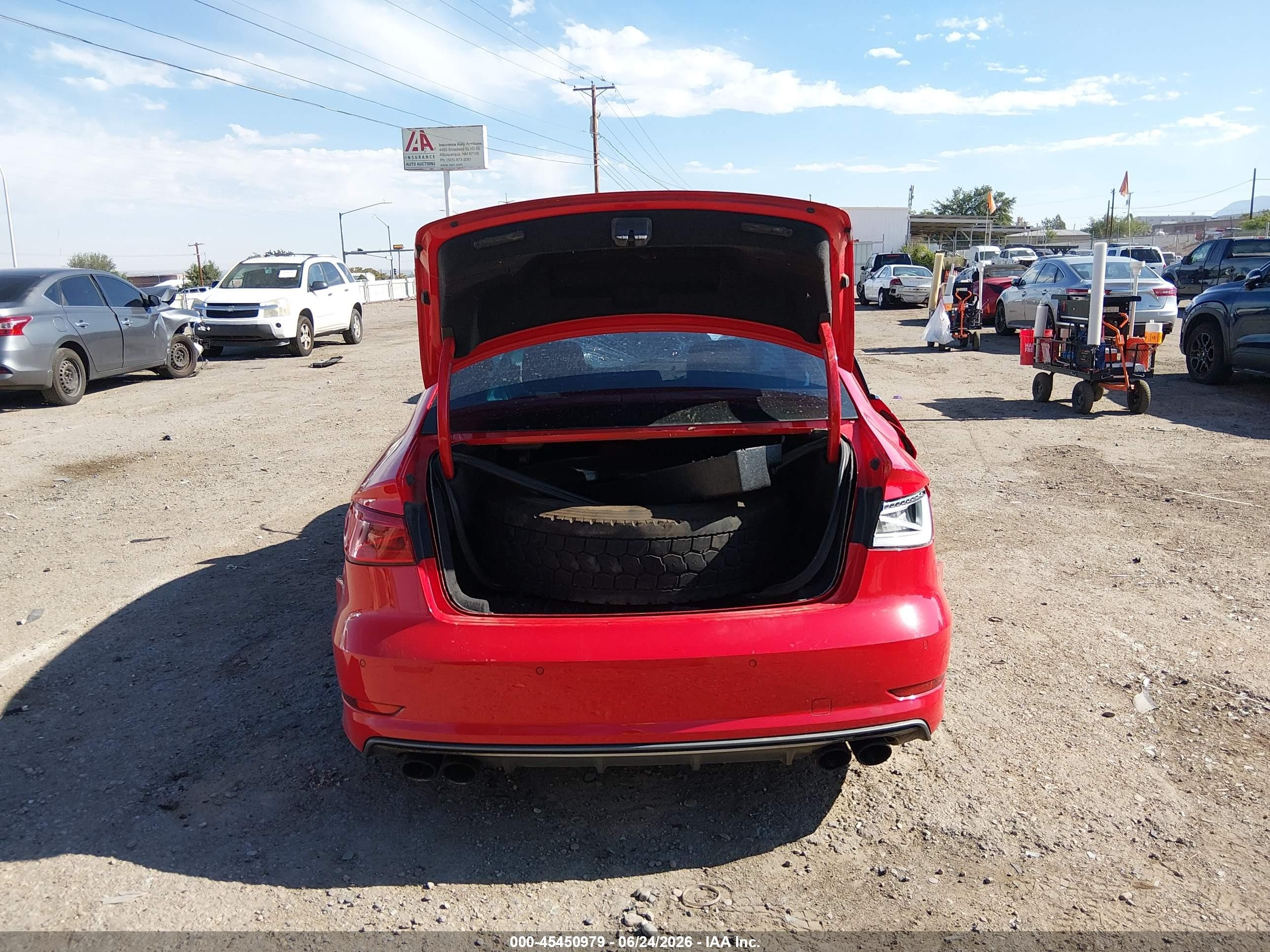 2015 Audi A3   Red vin: WAUBFGFF0F1108212