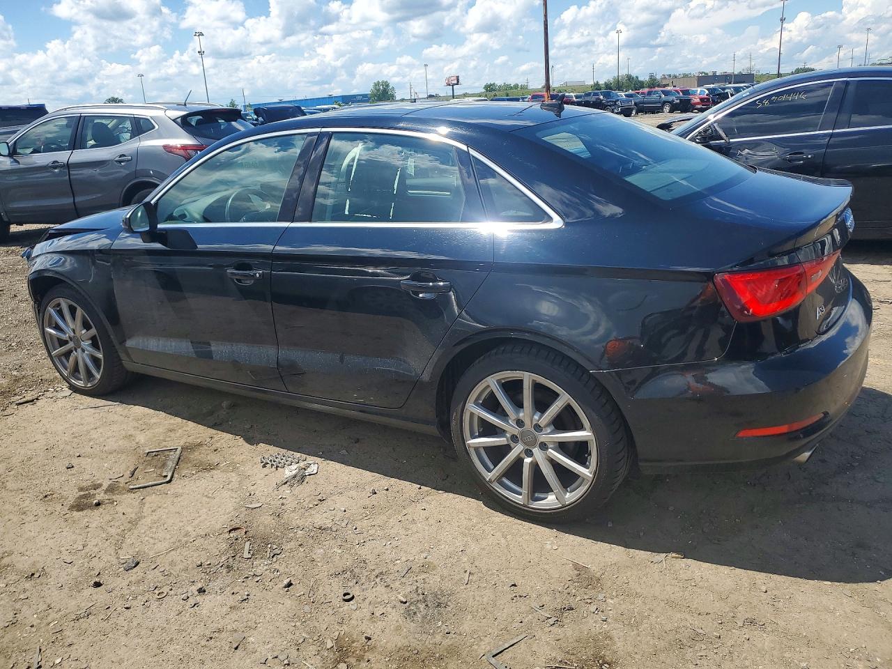 2015 Audi A3 Premium Черный vin: WAUBFGFF1F1001217
