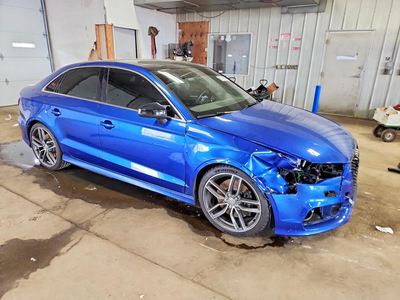2015 Audi A3 Premium Blue vin: WAUBFGFF2F1052712