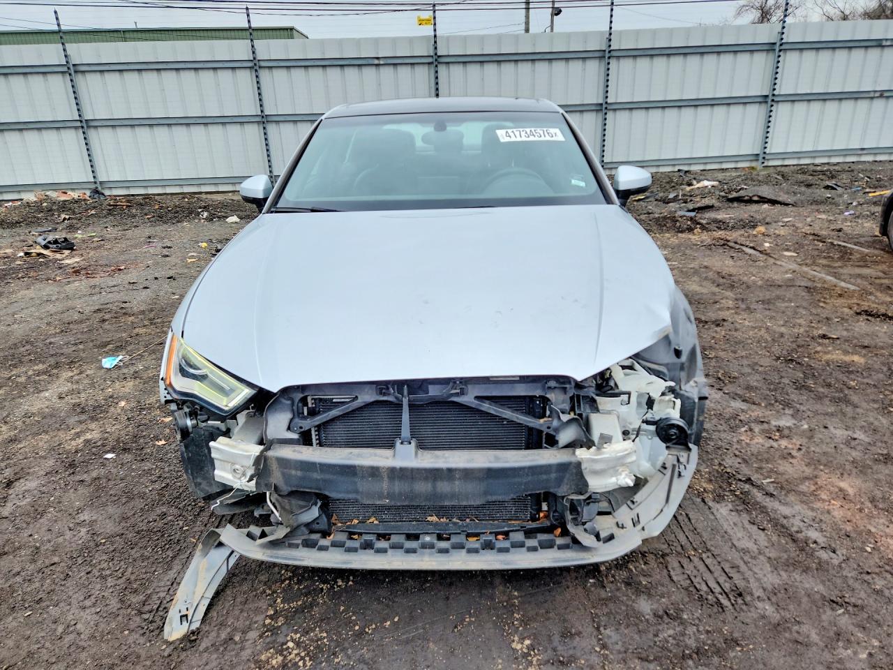 2015 Audi A3 Premium Серебряный vin: WAUBFGFF3F1011845