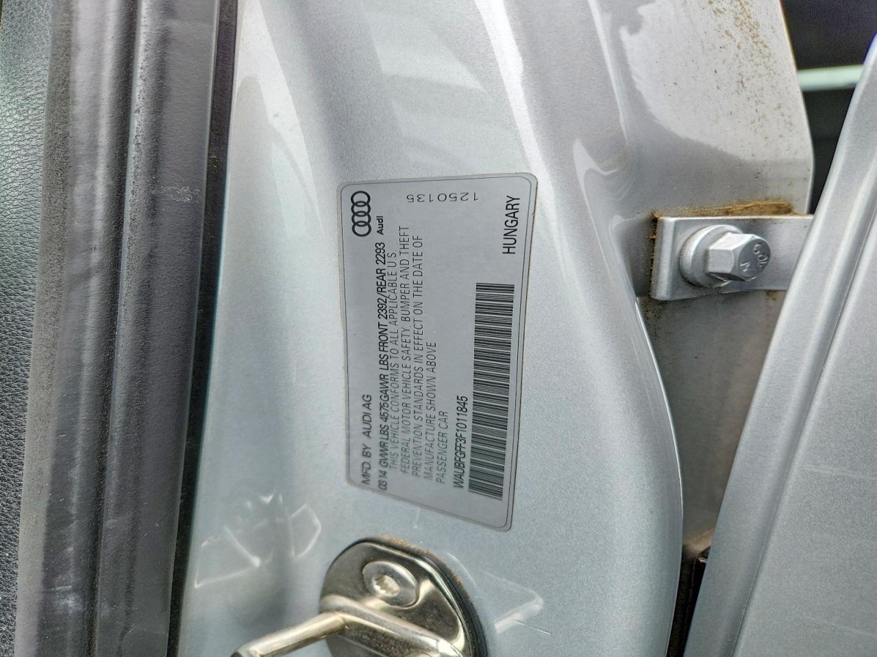 2015 Audi A3 Premium Серебряный vin: WAUBFGFF3F1011845
