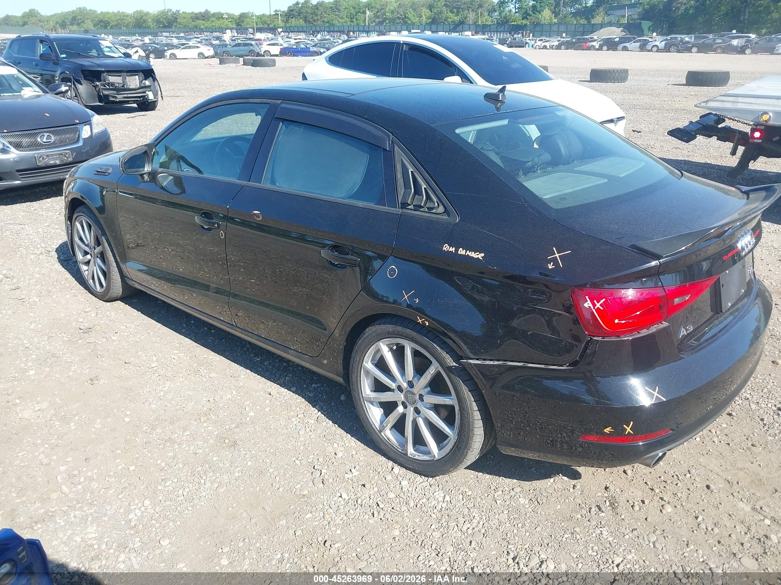 2015 Audi A3 2.0t Premium Черный vin: WAUBFGFF3F1117664