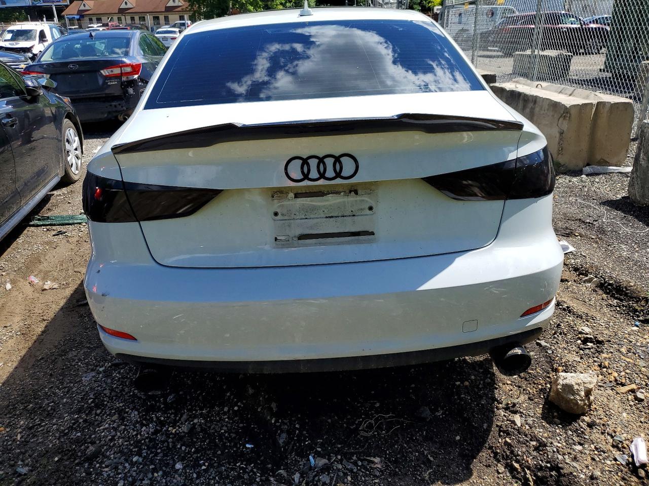 2015 Audi A3 Premium White vin: WAUBFGFF4F1114398