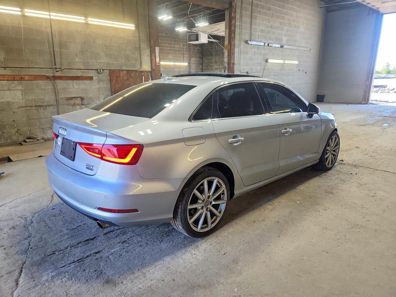 2015 Audi A3 Premium Silver vin: WAUBFGFF4F1119276