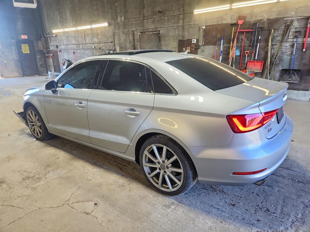 2015 Audi A3 Premium Silver vin: WAUBFGFF4F1119276