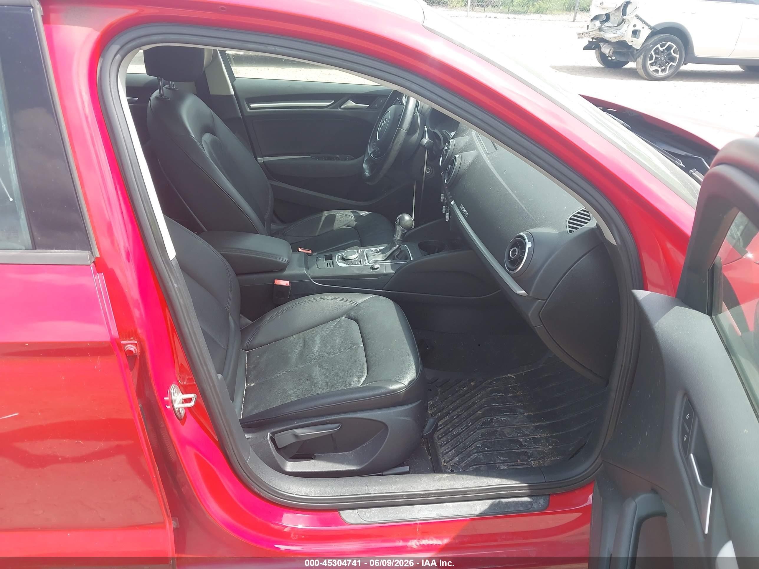2015 Audi A3 2.0t Premium Red vin: WAUBFGFF4F1124610