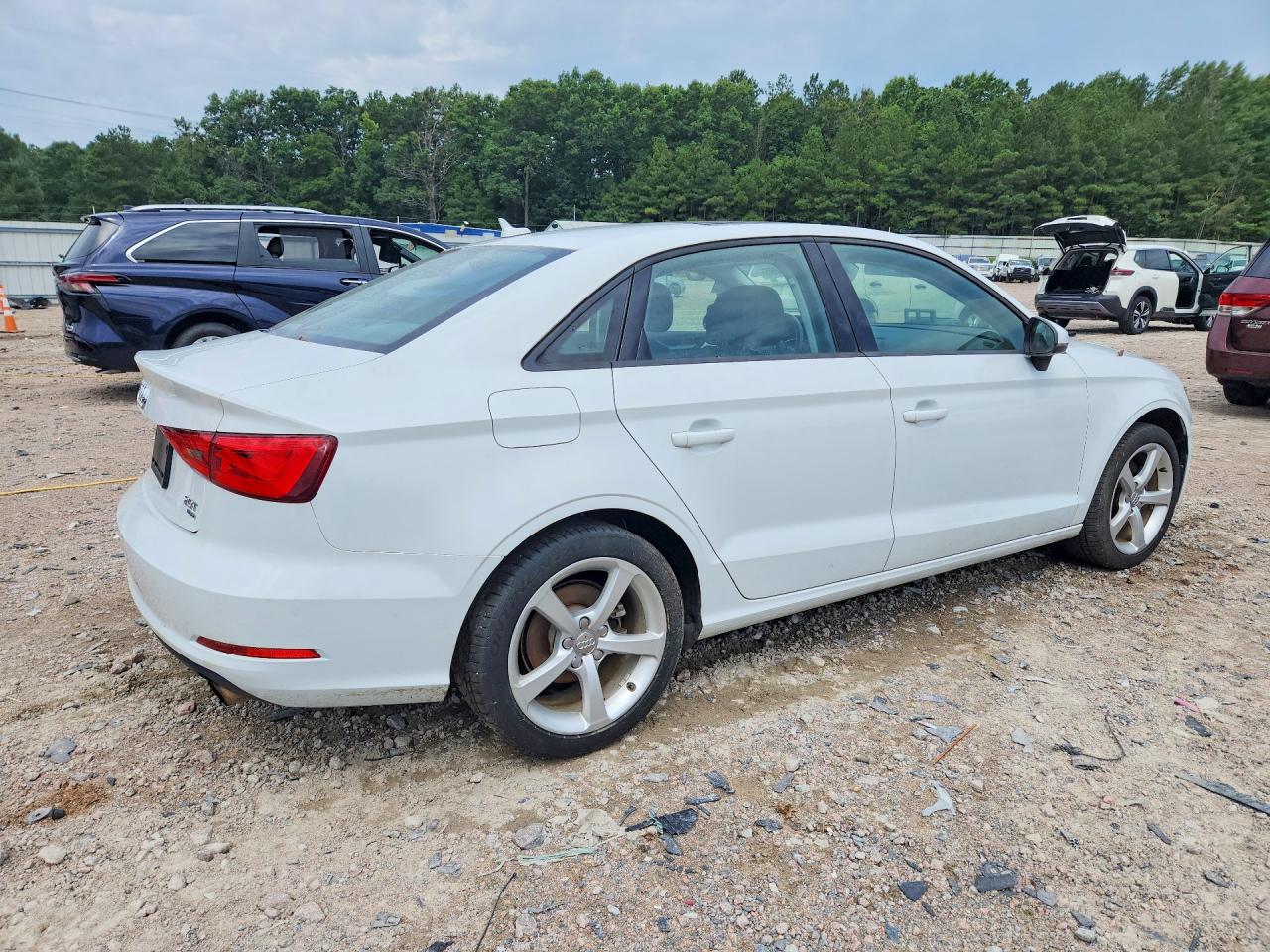 2015 Audi A3 Premium White vin: WAUBFGFF5F1003293