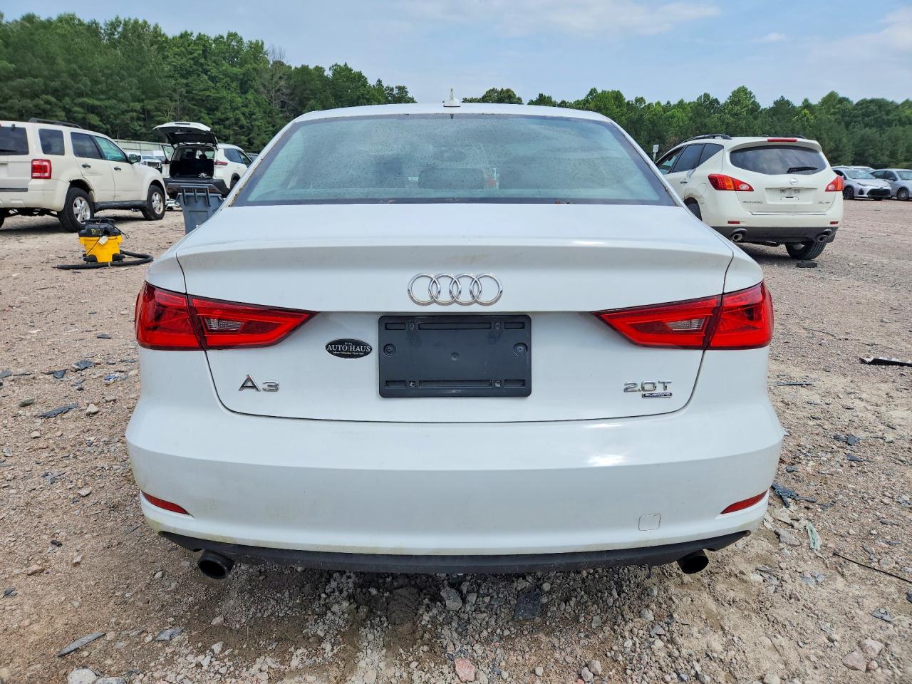 2015 Audi A3 Premium White vin: WAUBFGFF5F1003293