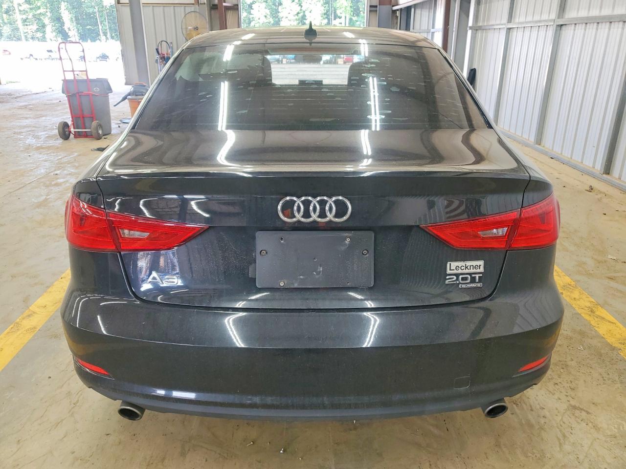 2015 Audi A3 Premium Черный vin: WAUBFGFF6F1007496