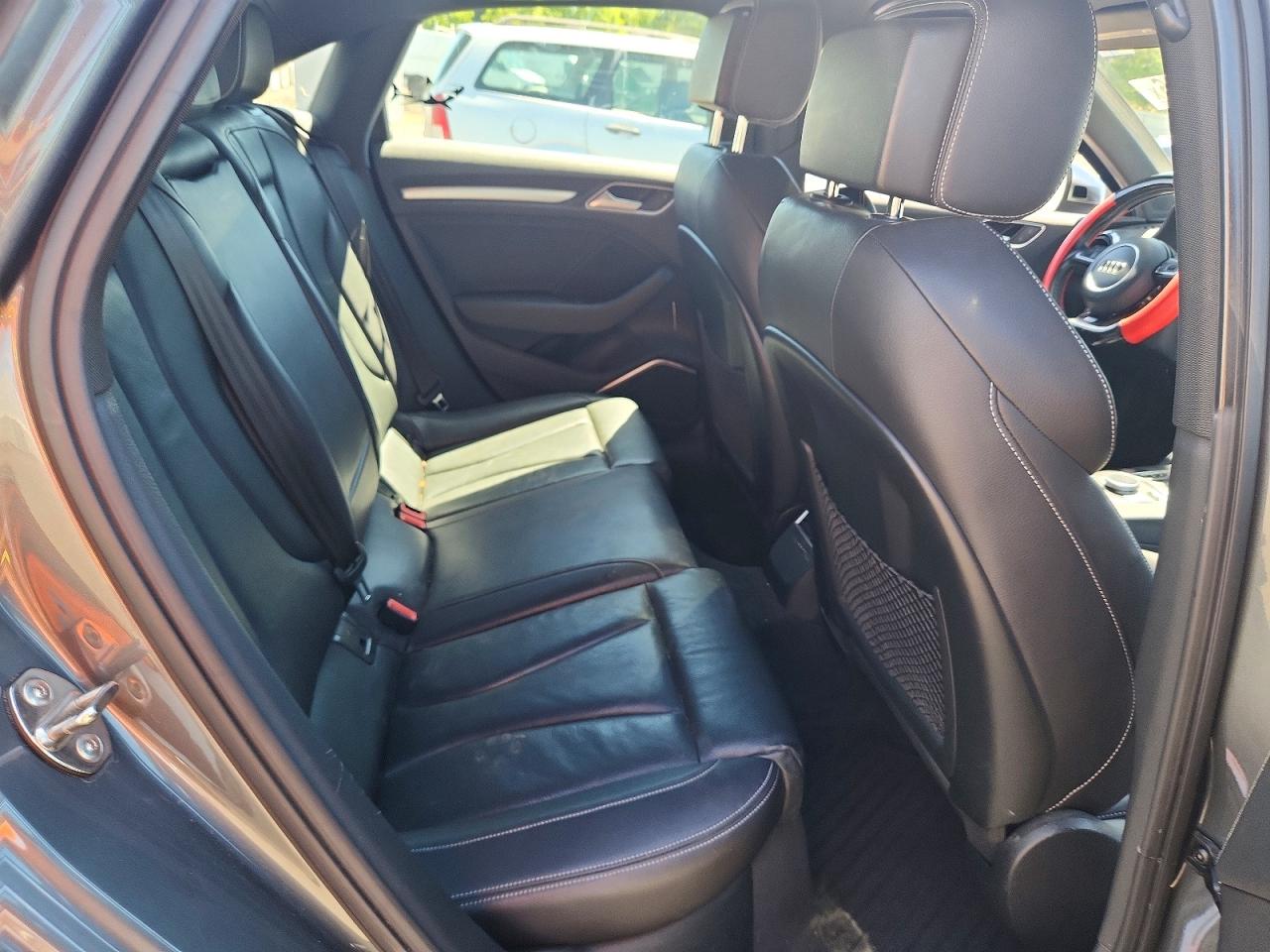 2015 Audi S3 Premium Plus Серебряный vin: WAUBFGFF6F1073868
