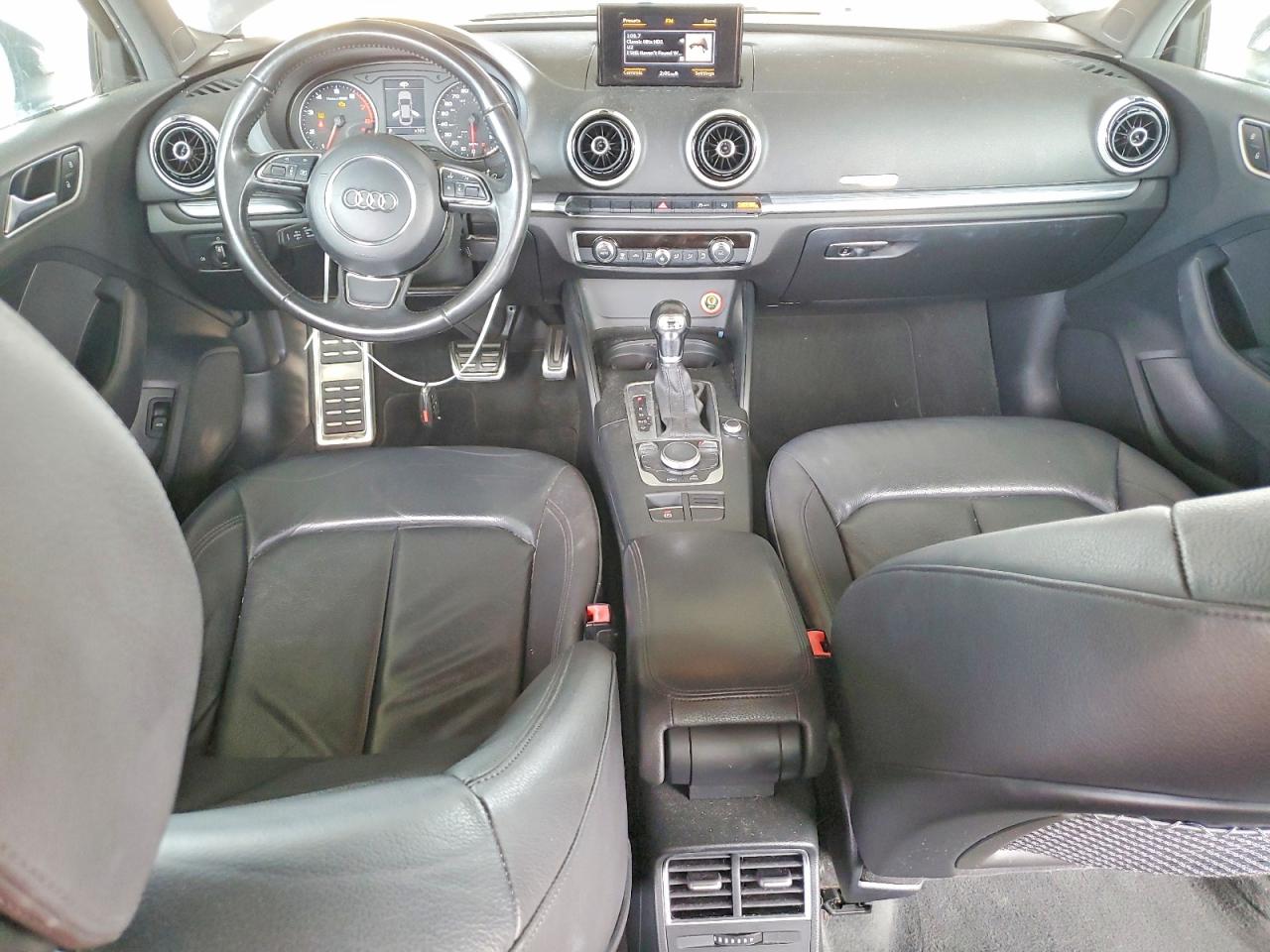 2015 Audi A3 Premium Серый vin: WAUBFGFF6F1093229