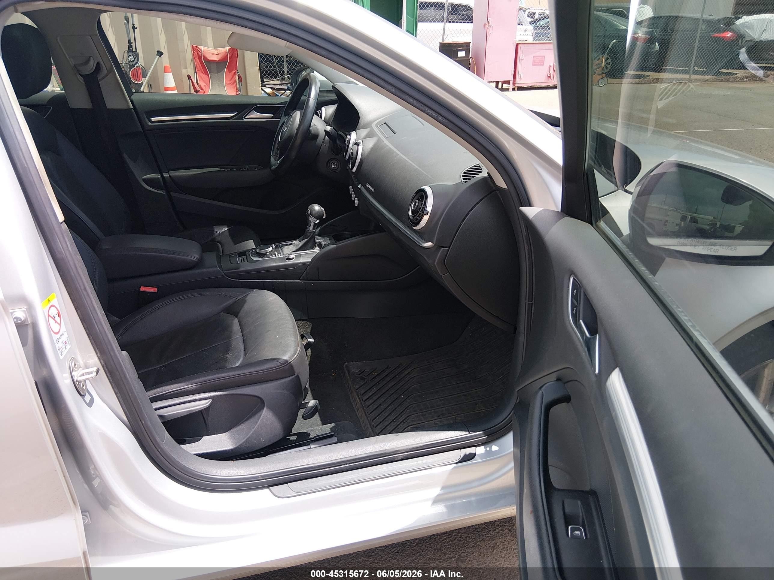 2015 Audi A3 2.0t Premium Silver vin: WAUBFGFF7F1003134