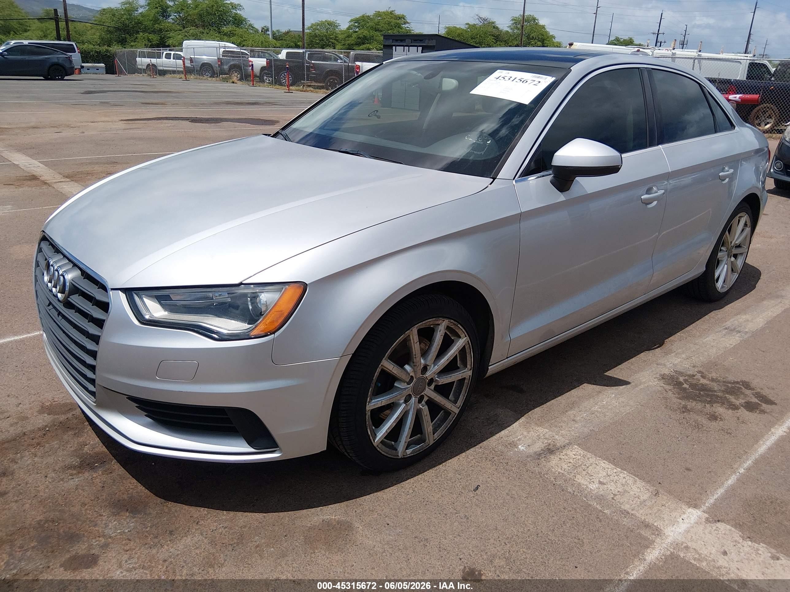 2015 Audi A3 2.0t Premium Silver vin: WAUBFGFF7F1003134
