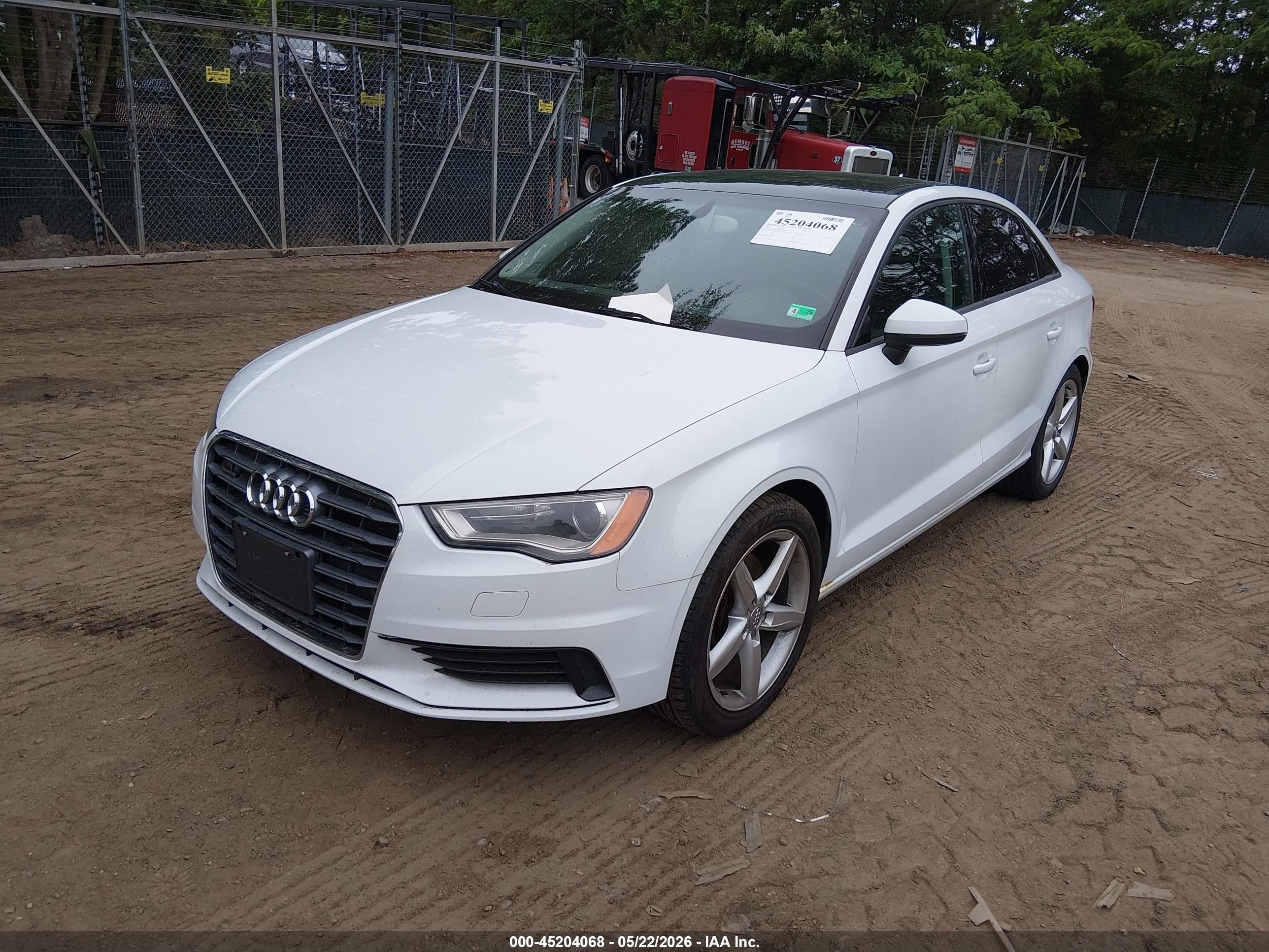 2015 Audi A3 2.0t Premium White vin: WAUBFGFF8F1003045