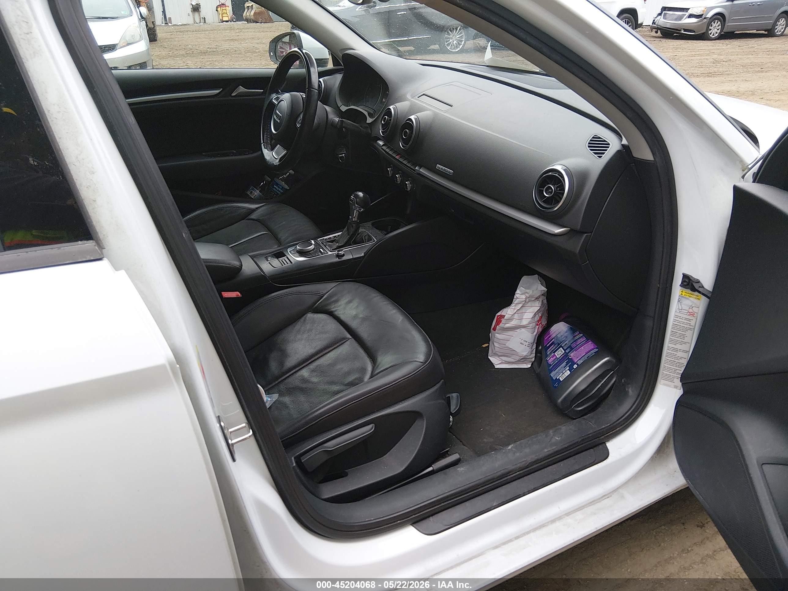 2015 Audi A3 2.0t Premium White vin: WAUBFGFF8F1003045