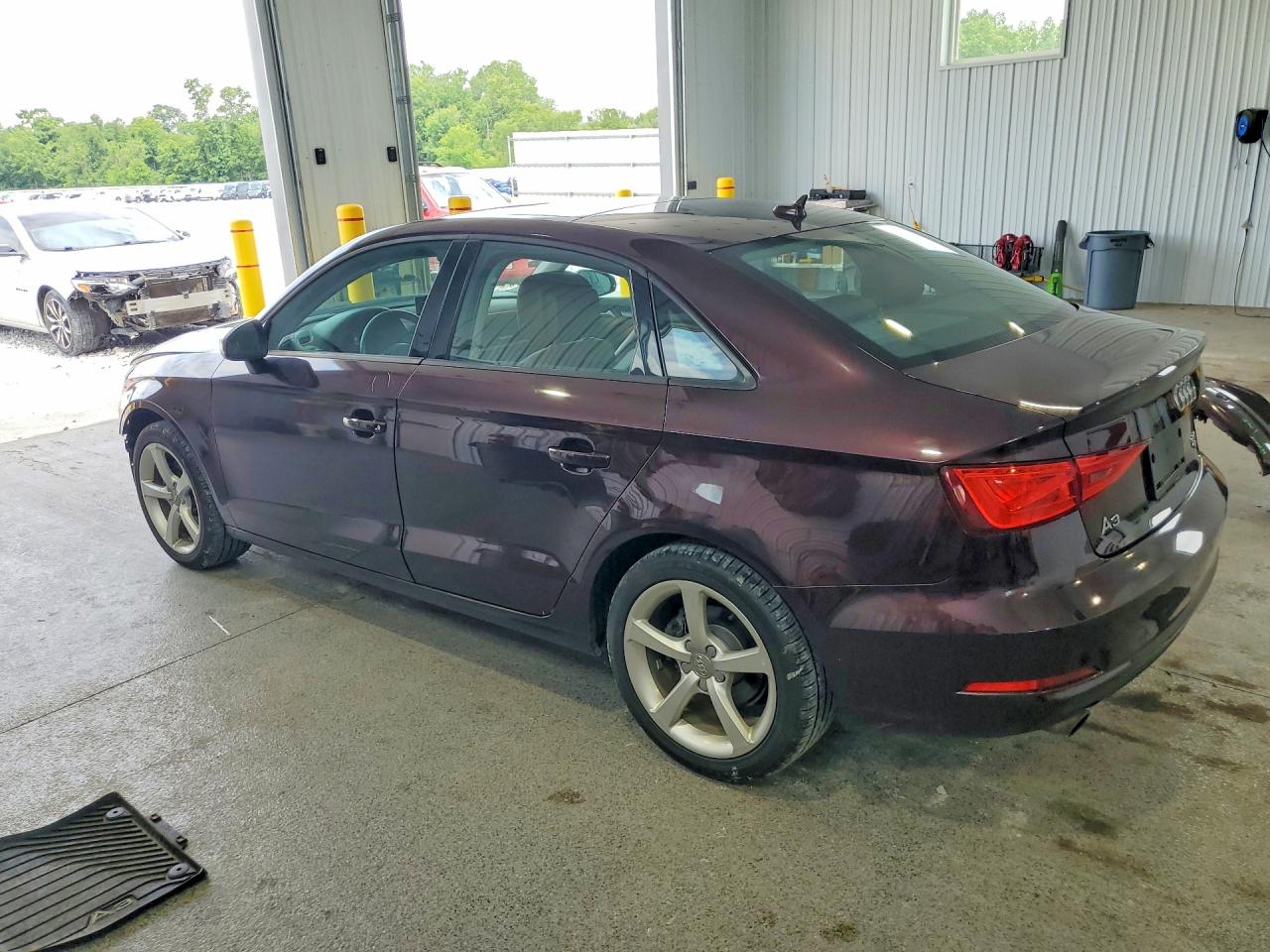 2015 Audi A3 Premium Purple vin: WAUBFGFF8F1055050