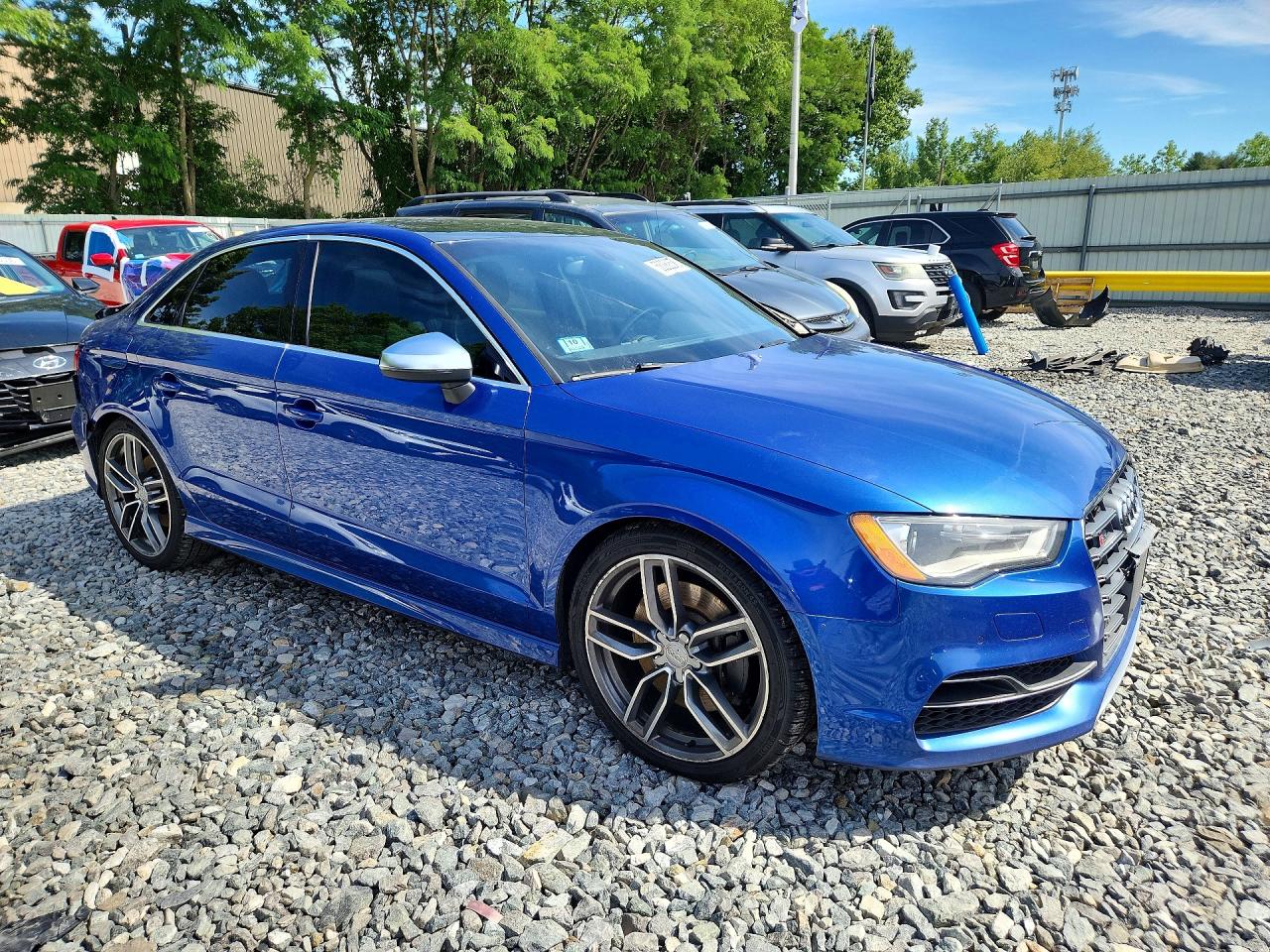 2015 Audi A3 Premium Blue vin: WAUBFGFF8F1090378
