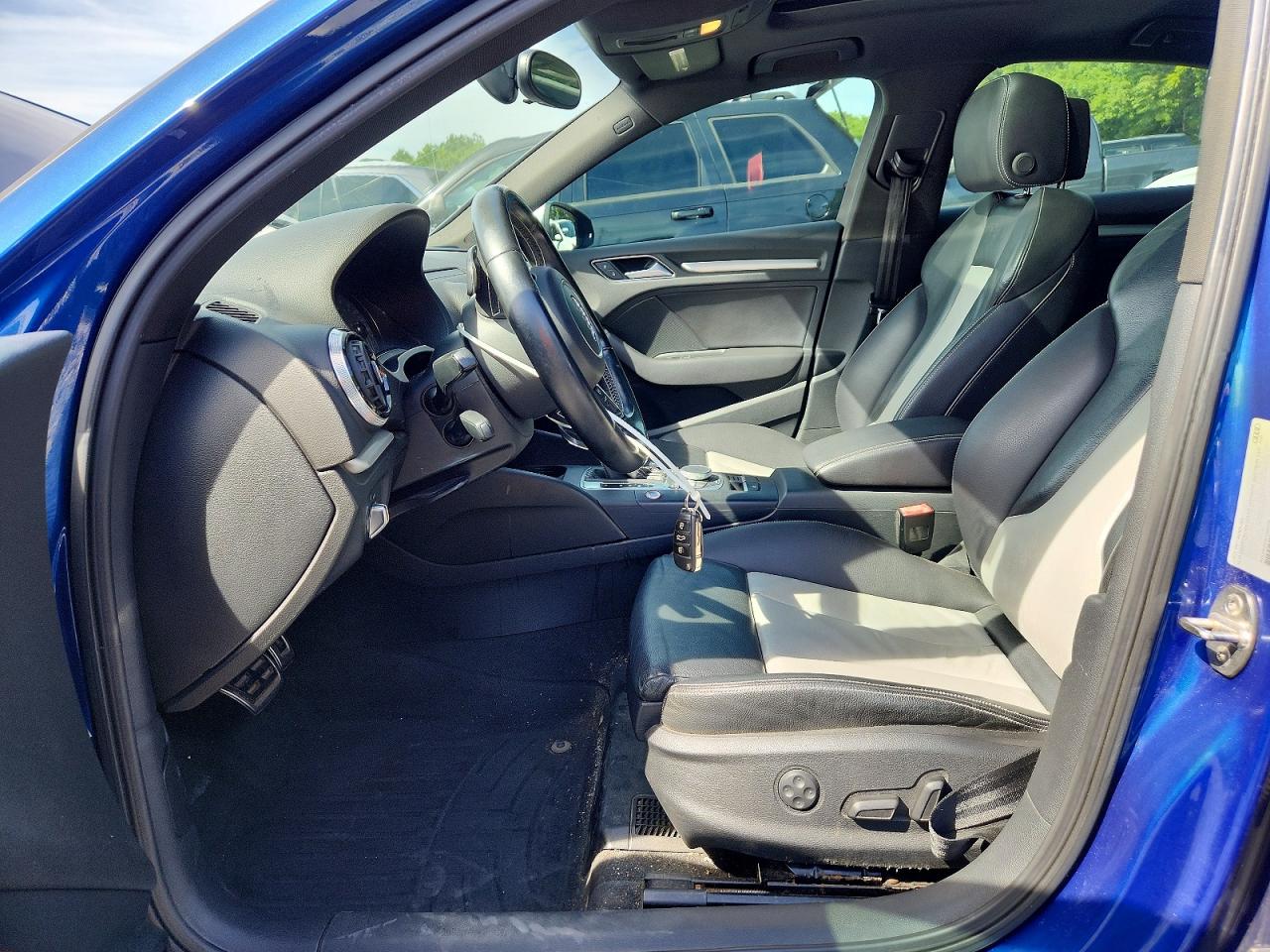 2015 Audi A3 Premium Blue vin: WAUBFGFF8F1090378