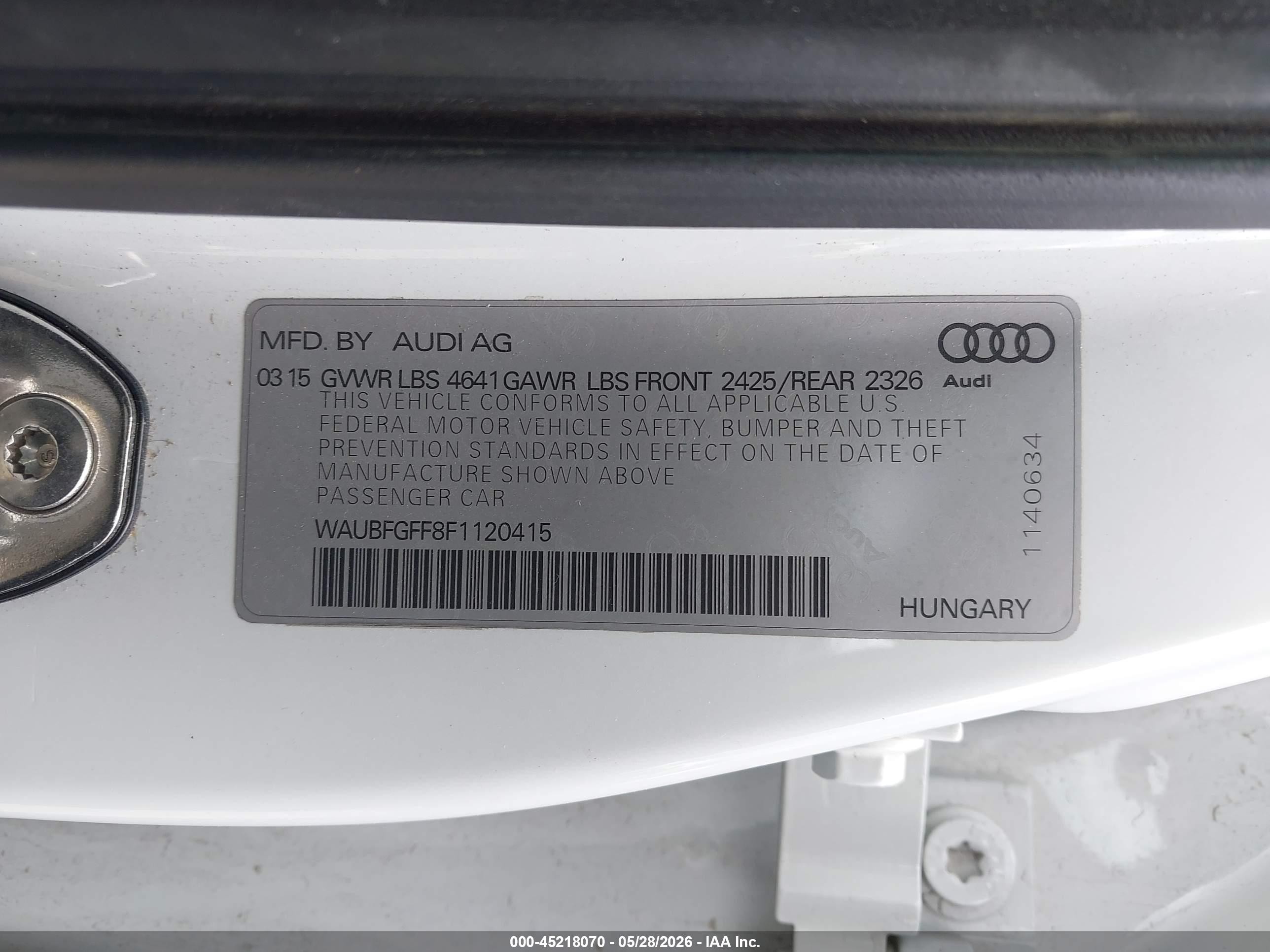 2015 Audi S3 2.0t Premium Plus Белый vin: WAUBFGFF8F1120415