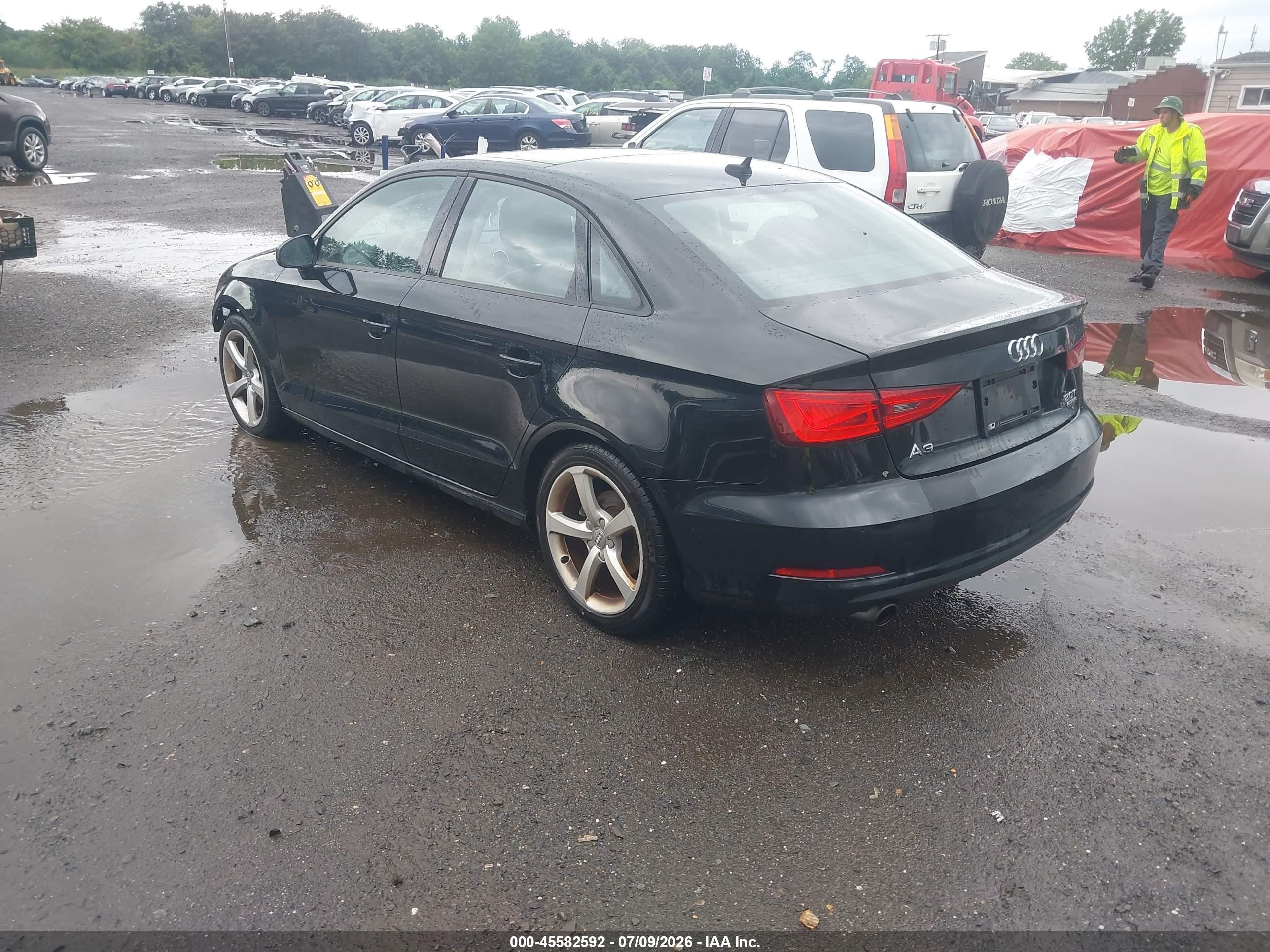 2015 Audi A3 2.0t Premium Черный vin: WAUBFGFF8F1124545