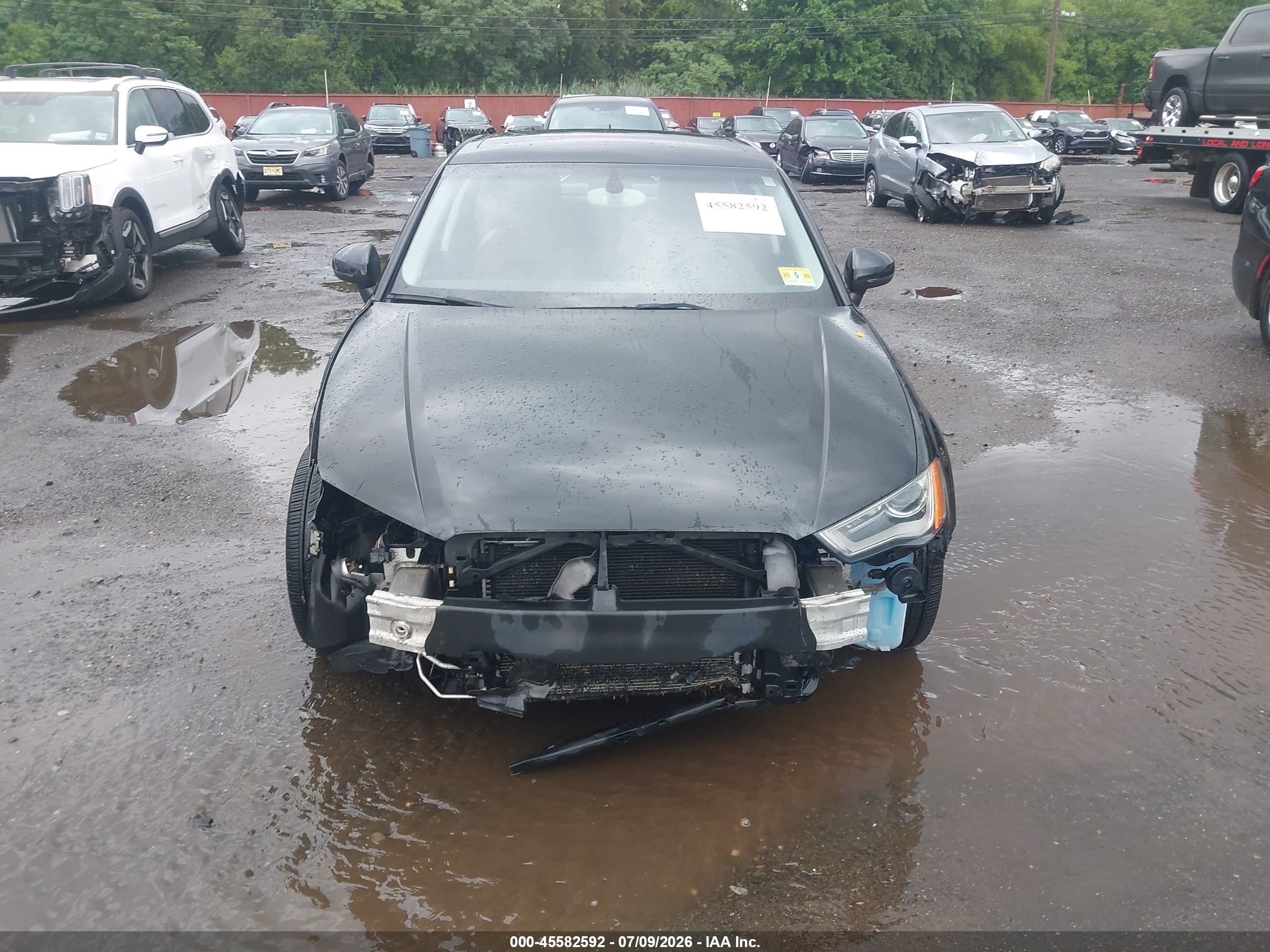 2015 Audi A3 2.0t Premium Черный vin: WAUBFGFF8F1124545