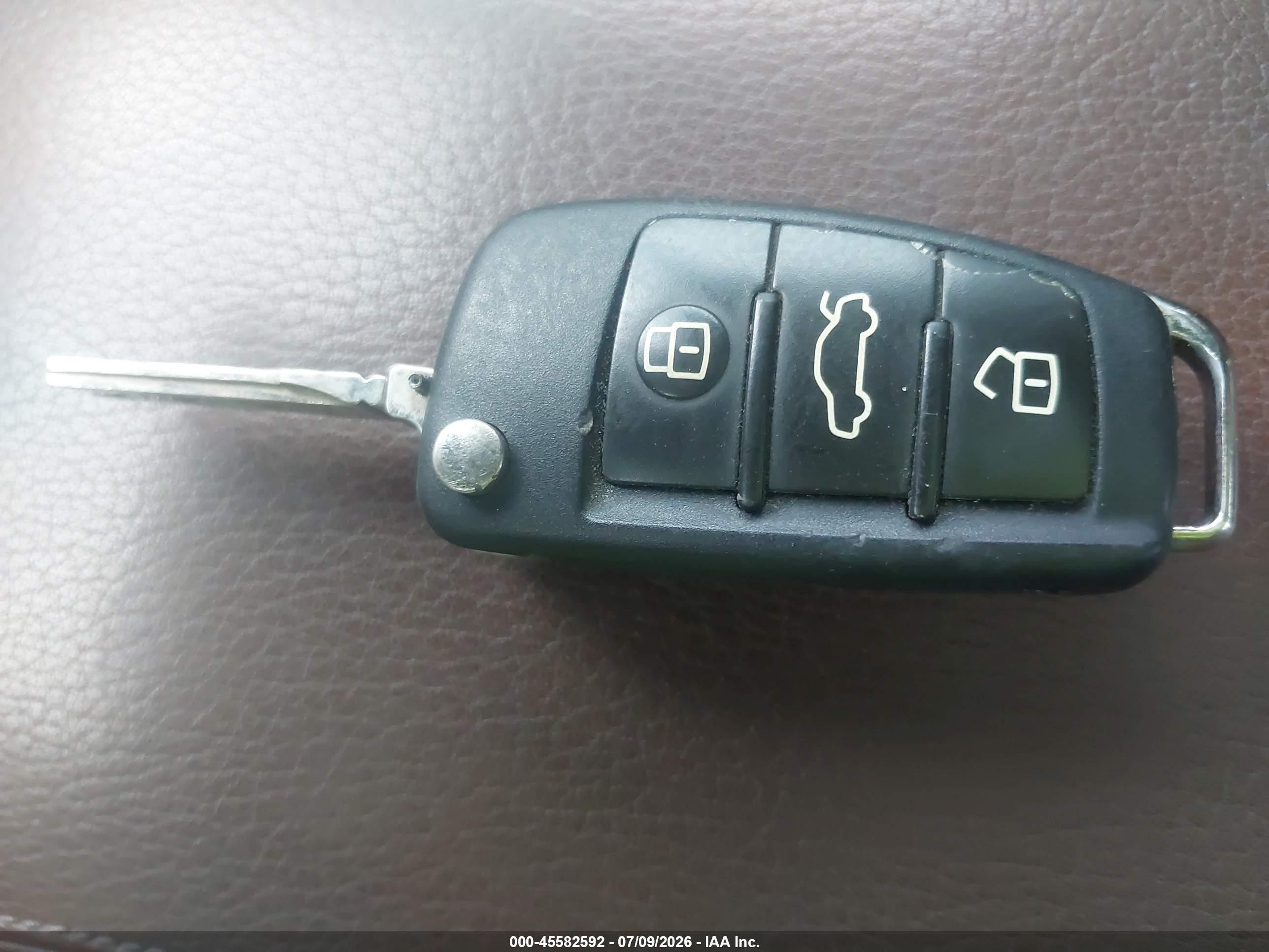 2015 Audi A3 2.0t Premium Черный vin: WAUBFGFF8F1124545