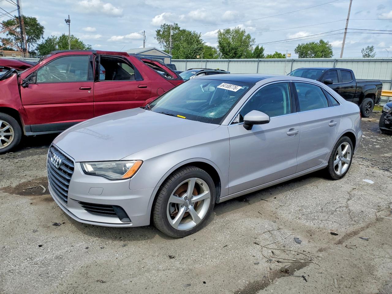 2015 Audi A3 Premium Серебряный vin: WAUBFGFF9F1062993