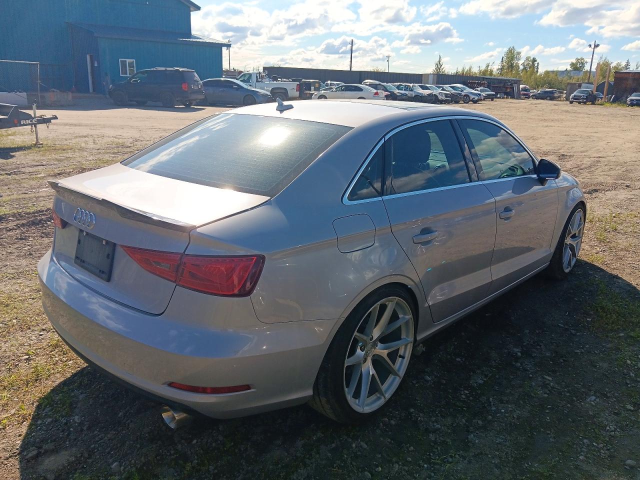 2015 Audi A3 Premium Silver vin: WAUBFGFF9F1070544