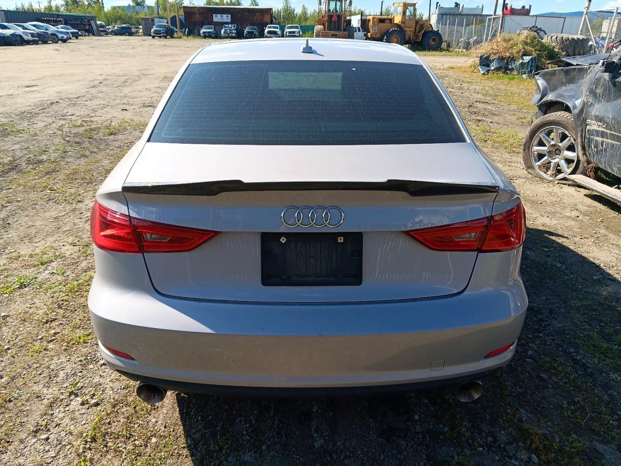 2015 Audi A3 Premium Silver vin: WAUBFGFF9F1070544