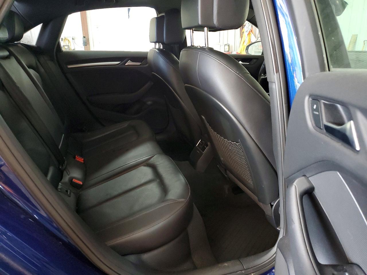 2015 Audi A3 Premium Blue vin: WAUBFGFF9F1098540