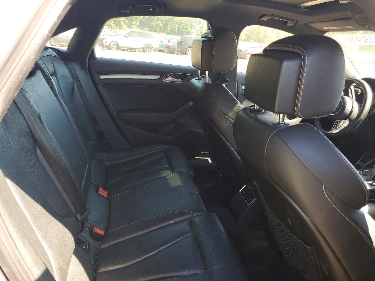 2015 Audi S3 Premium Plus Серебряный vin: WAUBFGFF9F1130533