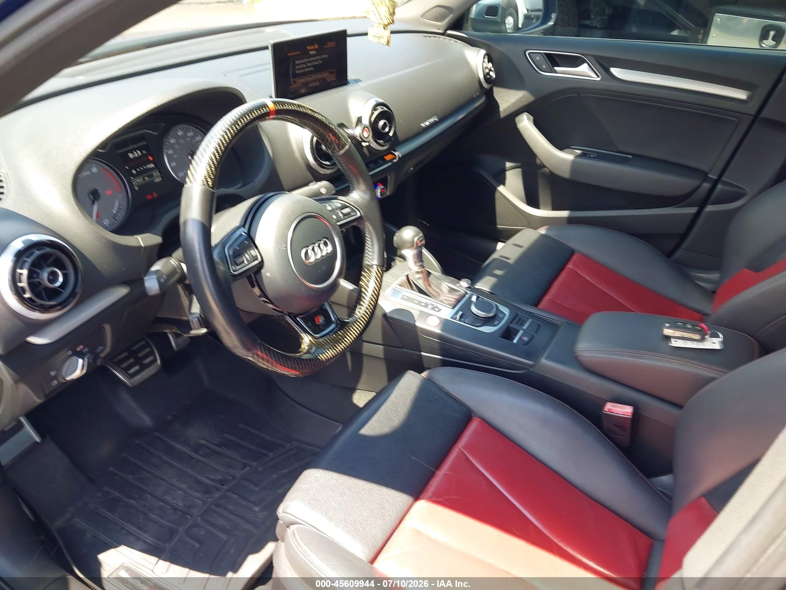 2015 Audi S3 2.0t Premium Plus Blue vin: WAUBFGFFXF1108539