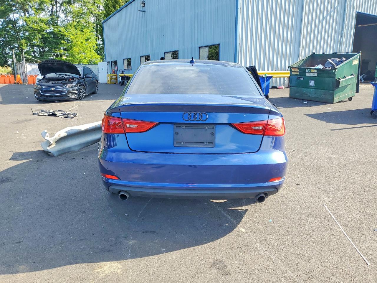2015 Audi A3 Premium Blue vin: WAUBFHFFXF1067447