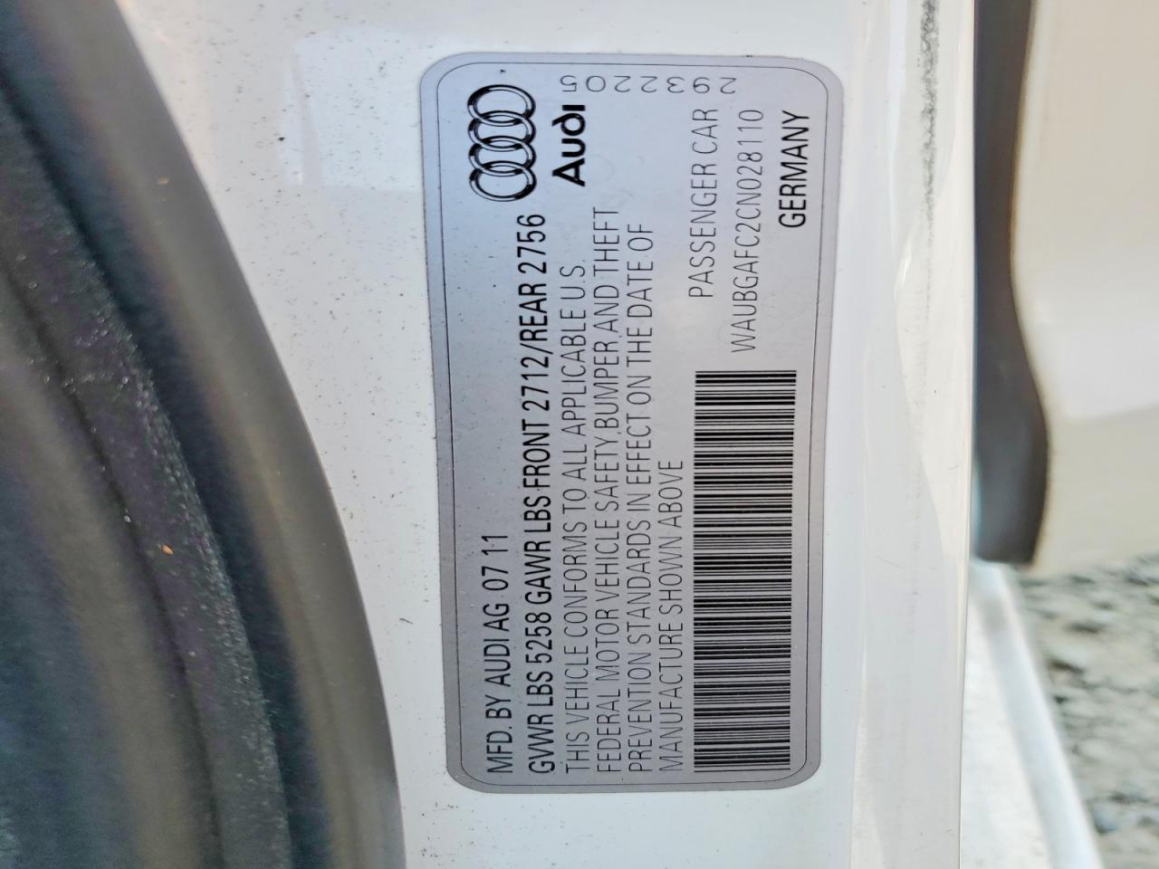 2012 Audi A6 White vin: WAUBGAFC2CN028110