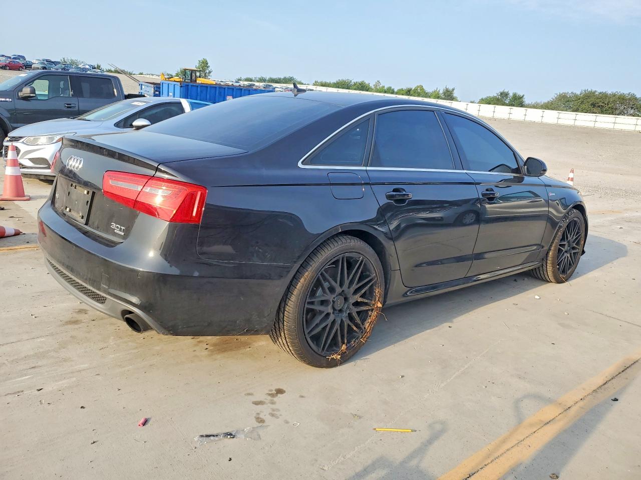 2012 Audi A6 3.0 Quattro Black vin: WAUBGAFC7CN015790
