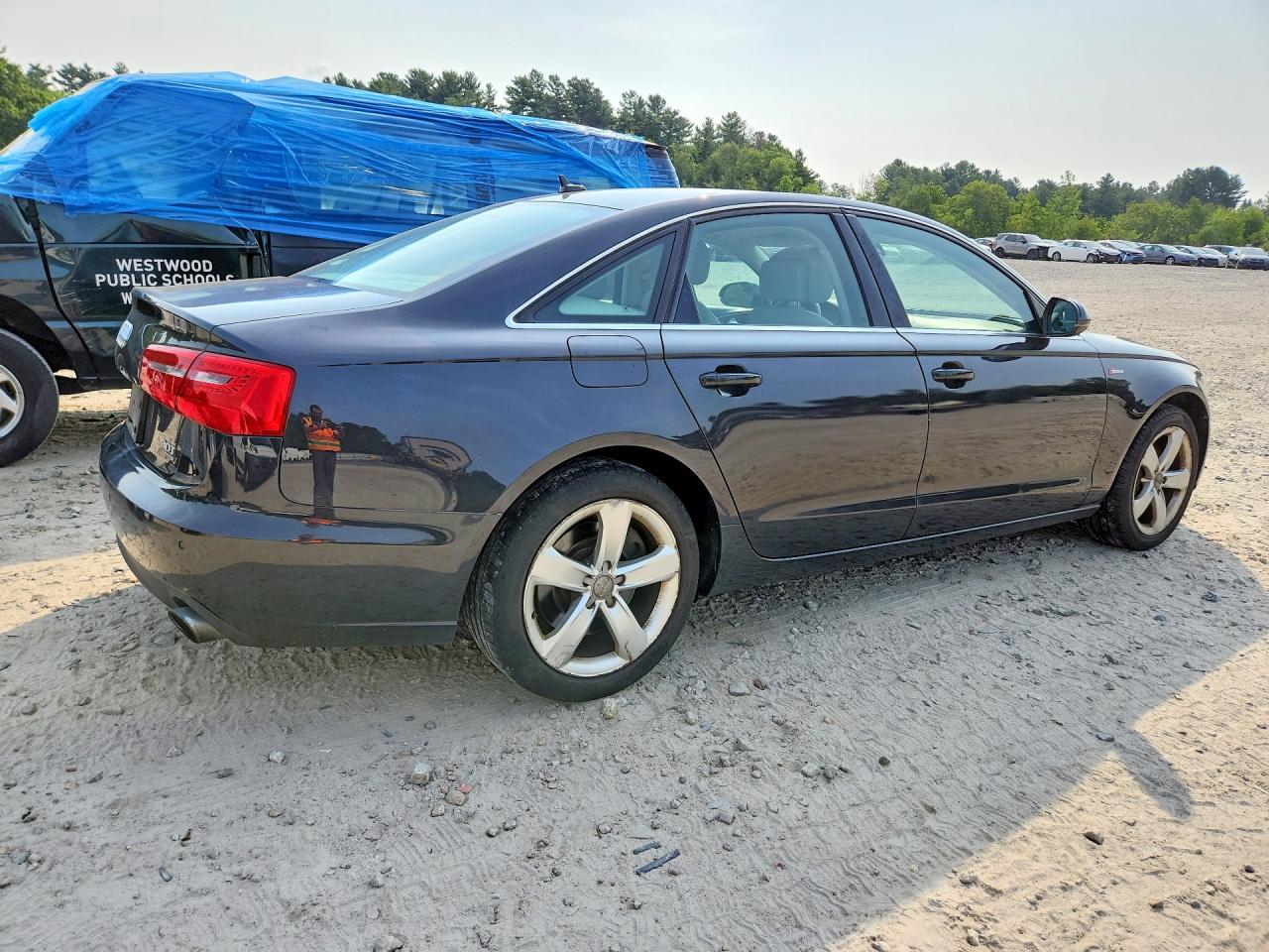 2012 Audi A6 Charcoal vin: WAUBGAFC8CN030749