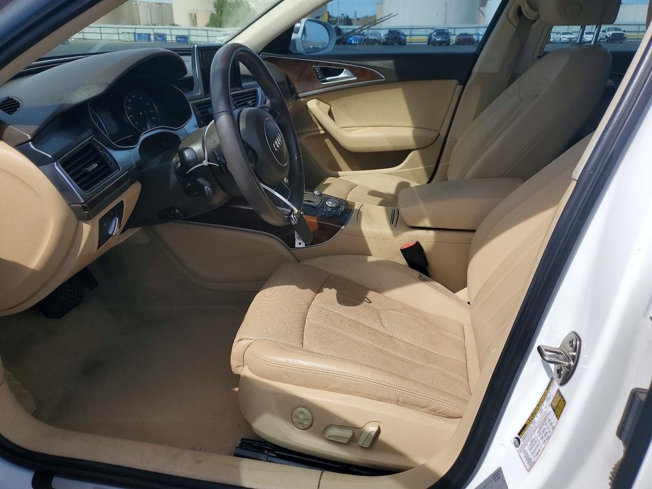 2012 Audi A6 Белый vin: WAUBGAFC9CN003091