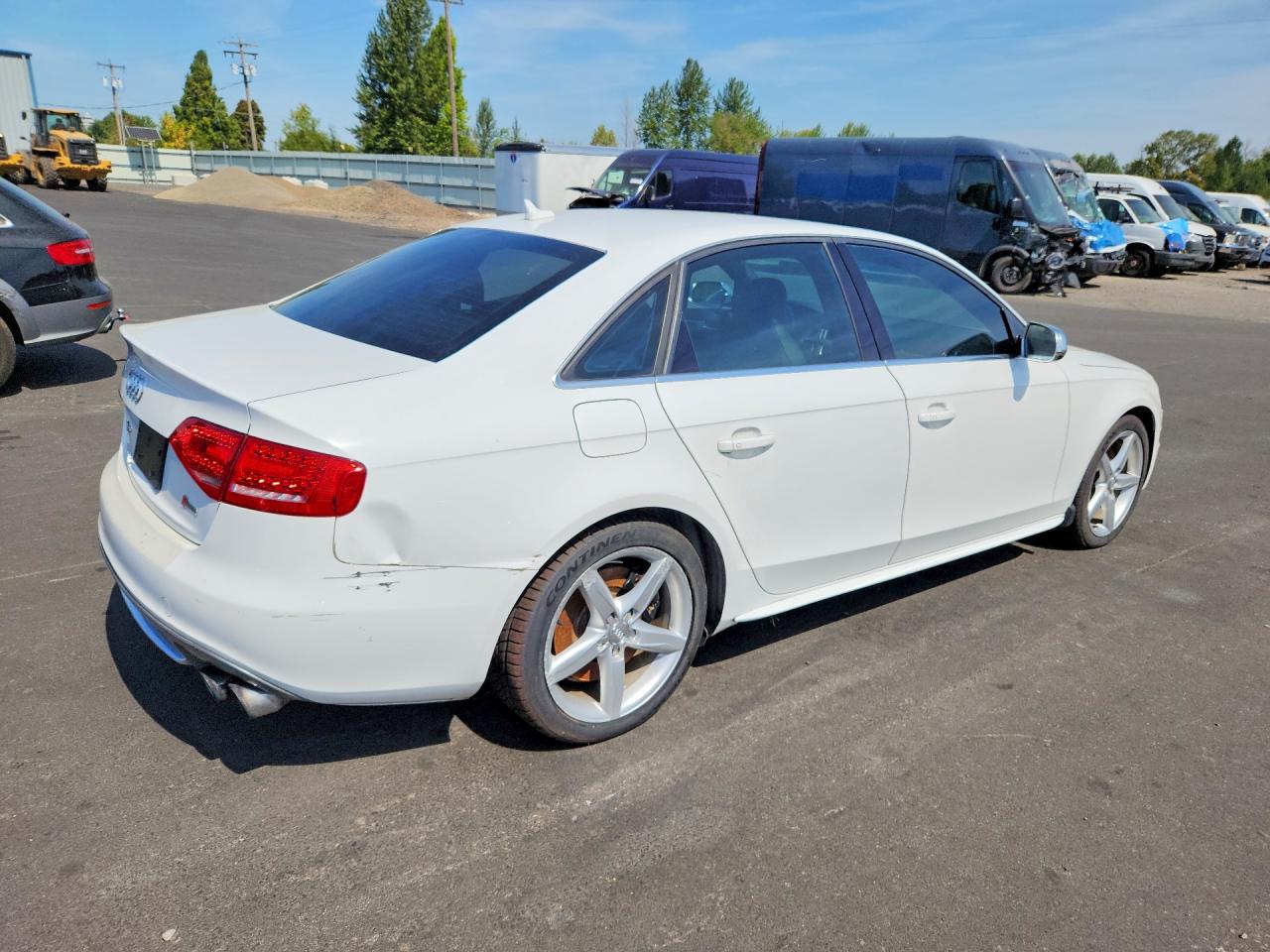 2012 Audi S4 Premium Plus White vin: WAUBGAFL2CA011587