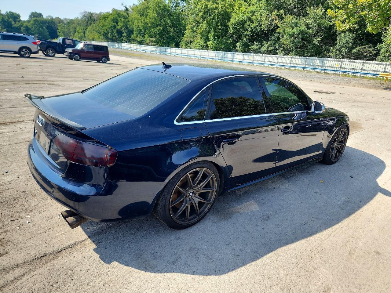 2010 Audi S4 Premium Plus Blue vin: WAUBGAFL3AA094640