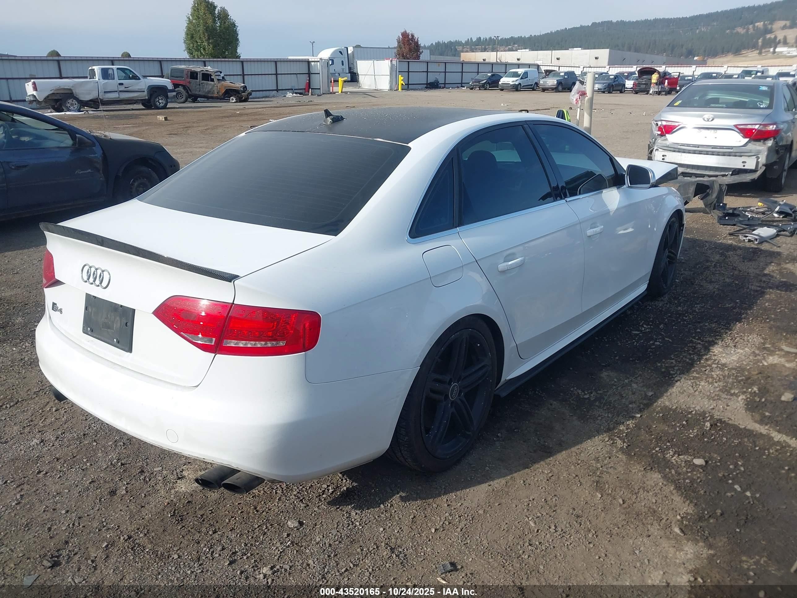 2011 Audi S4 3.0 Premium Plus White vin: WAUBGAFL4BA154586