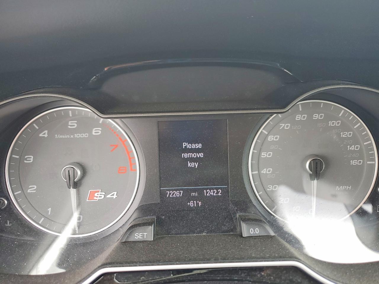 2014 Audi S4 Premium Plus Charcoal vin: WAUBGAFL4EA020617