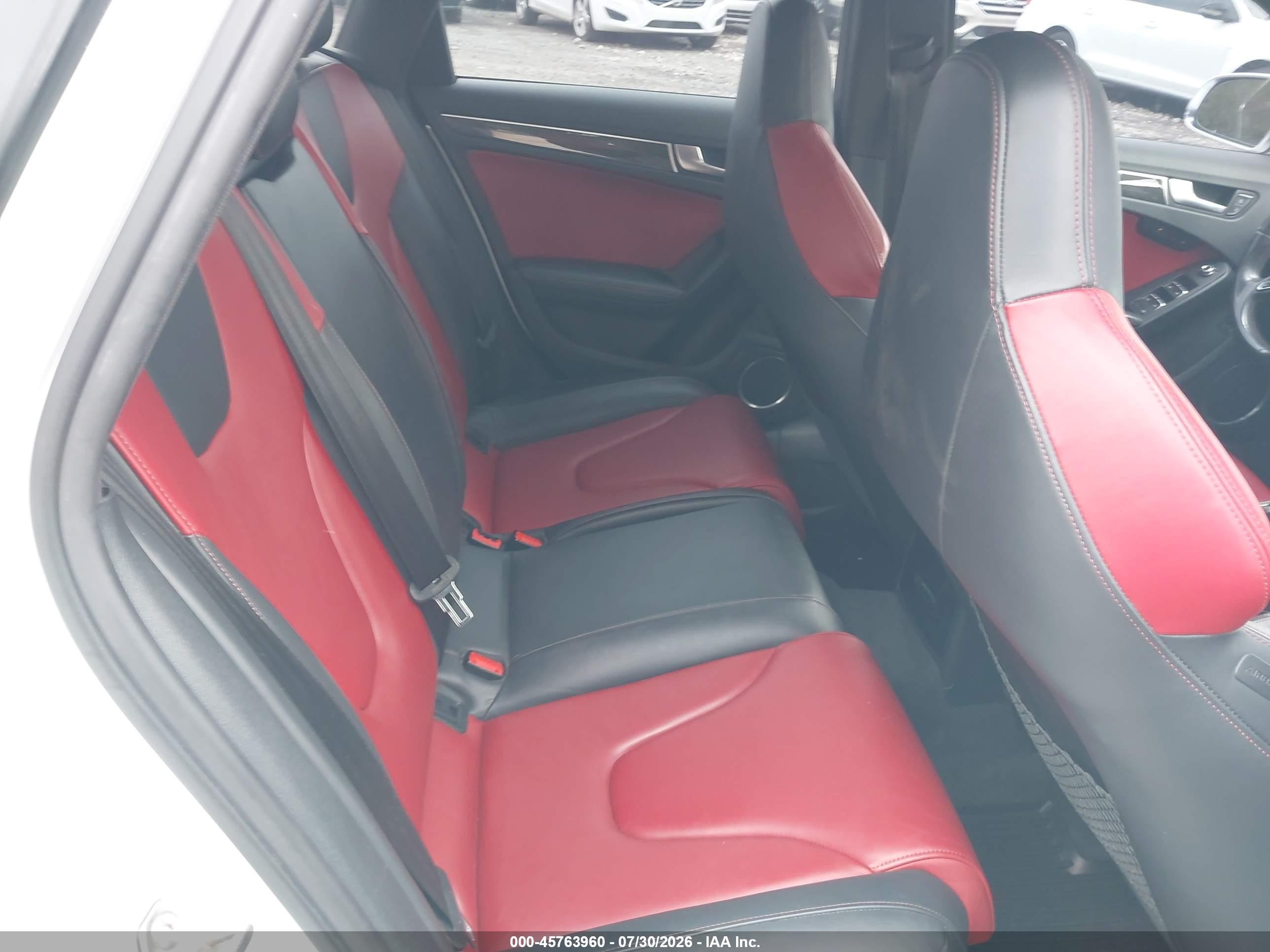 2014 Audi S4 3.0t Premium Plus Белый vin: WAUBGAFL5EA016124