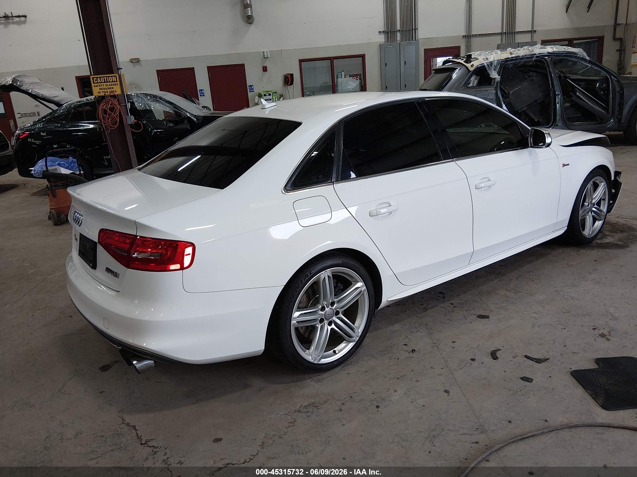 2014 Audi S4 3.0t Premium Plus White vin: WAUBGAFL5EA029472