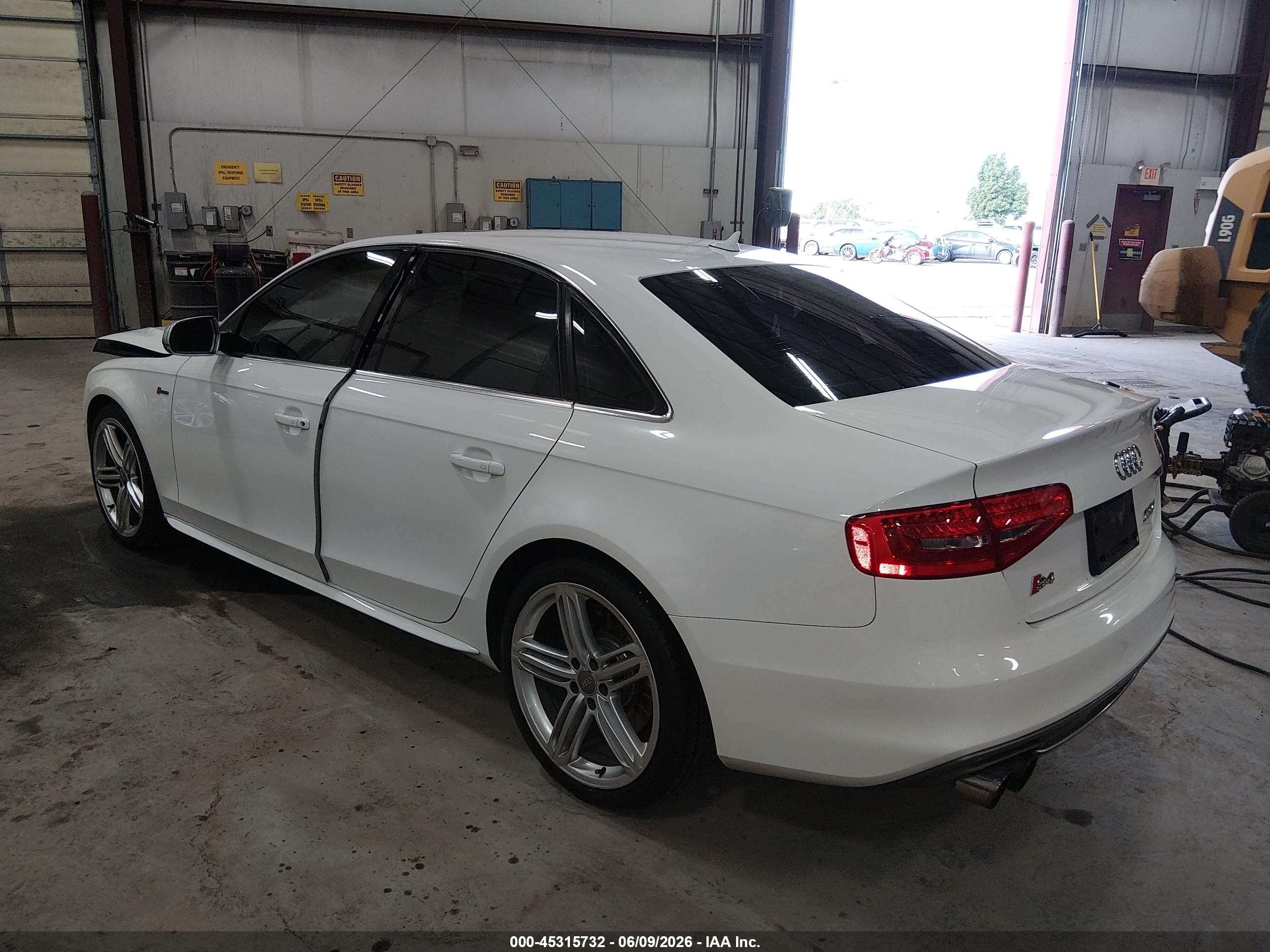 2014 Audi S4 3.0t Premium Plus White vin: WAUBGAFL5EA029472
