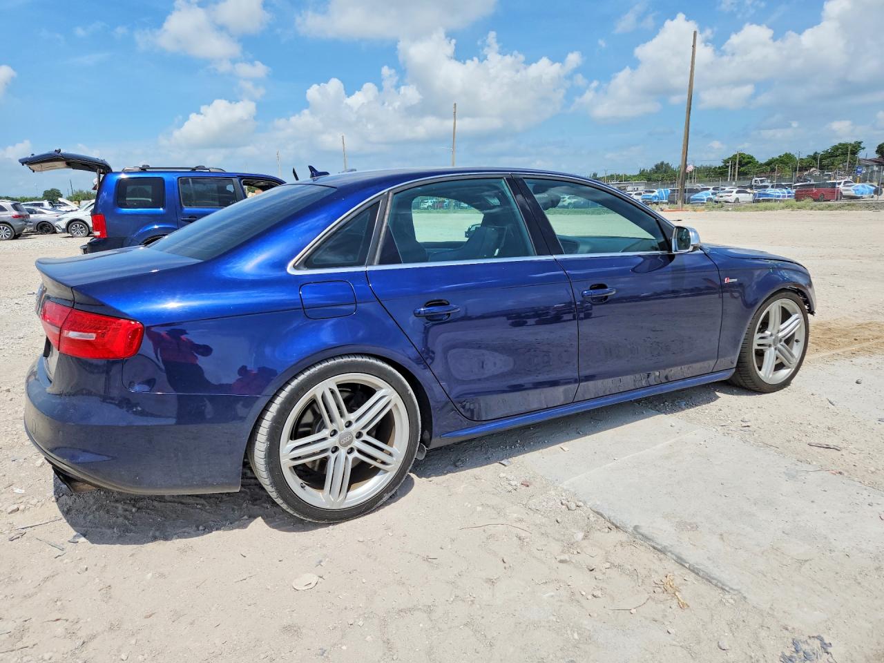 2014 Audi S4 Premium Plus Blue vin: WAUBGAFL6EA017105