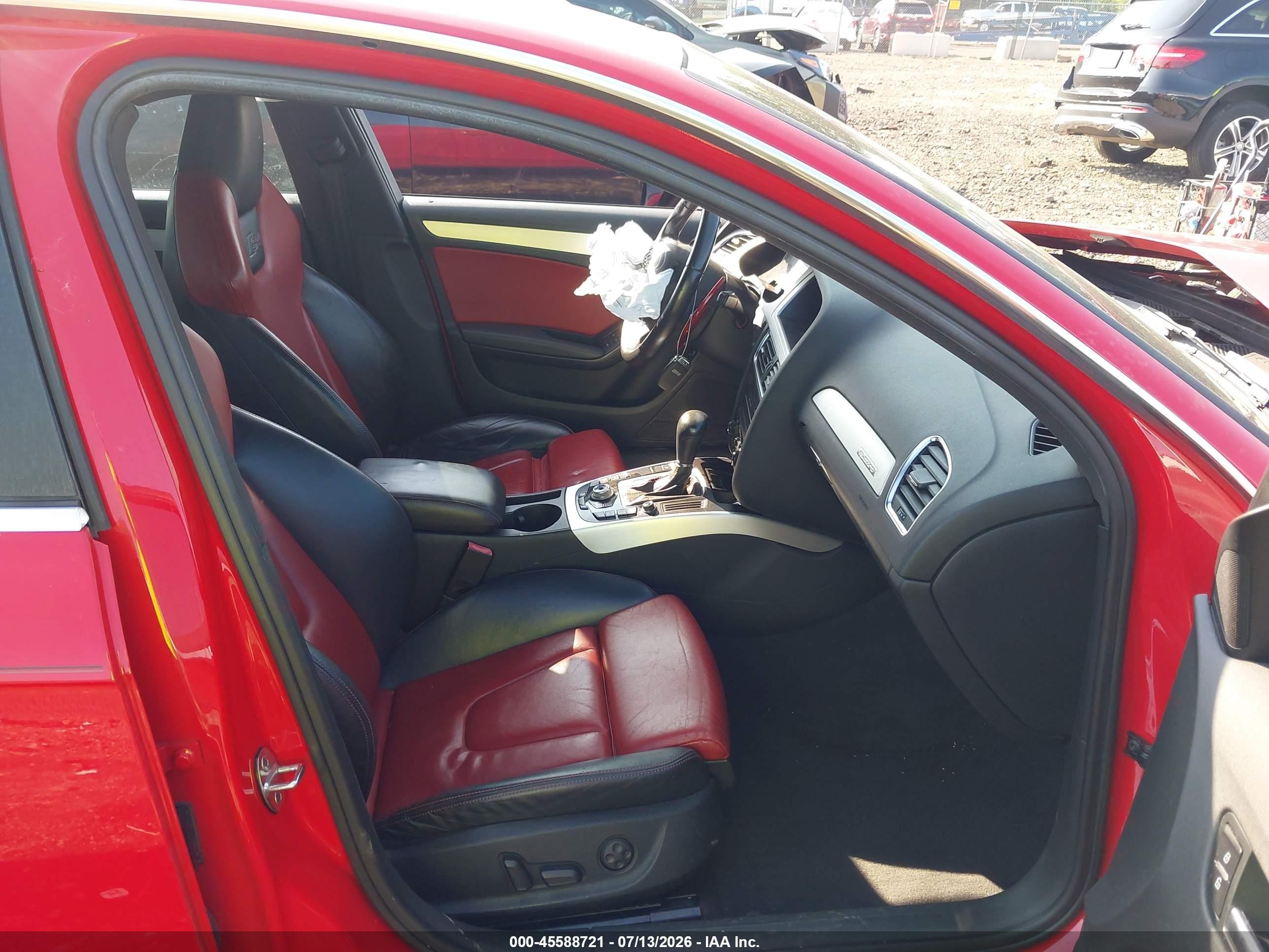 2010 Audi S4 3.0 Premium Plus Red vin: WAUBGAFL7AA125727